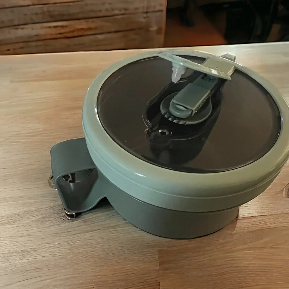 New in Packaging Plastic Microwaveable Ramen Bowl Set with Lid & Built-i… - Picture 5 of 8